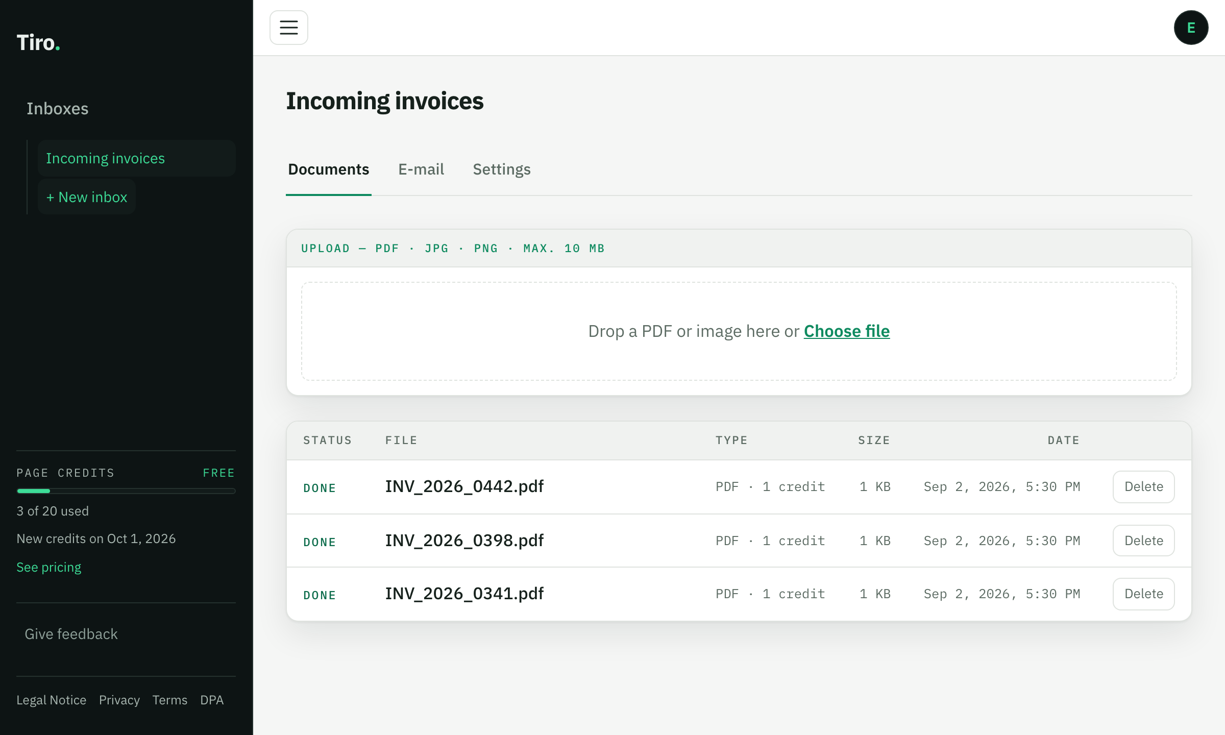 Document list of an inbox with the upload area and three invoices in status “Done”.